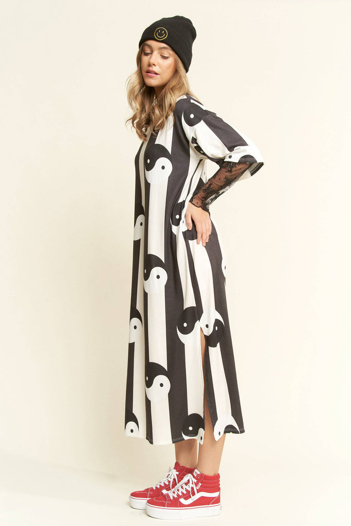 YIN YANG RIBBED KNIT MIDI DRESS