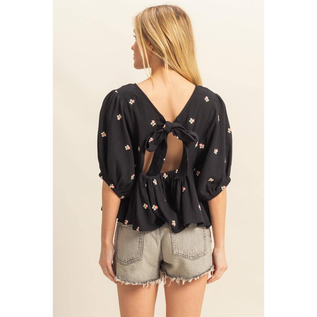 Embroidered Puff Sleeve Top