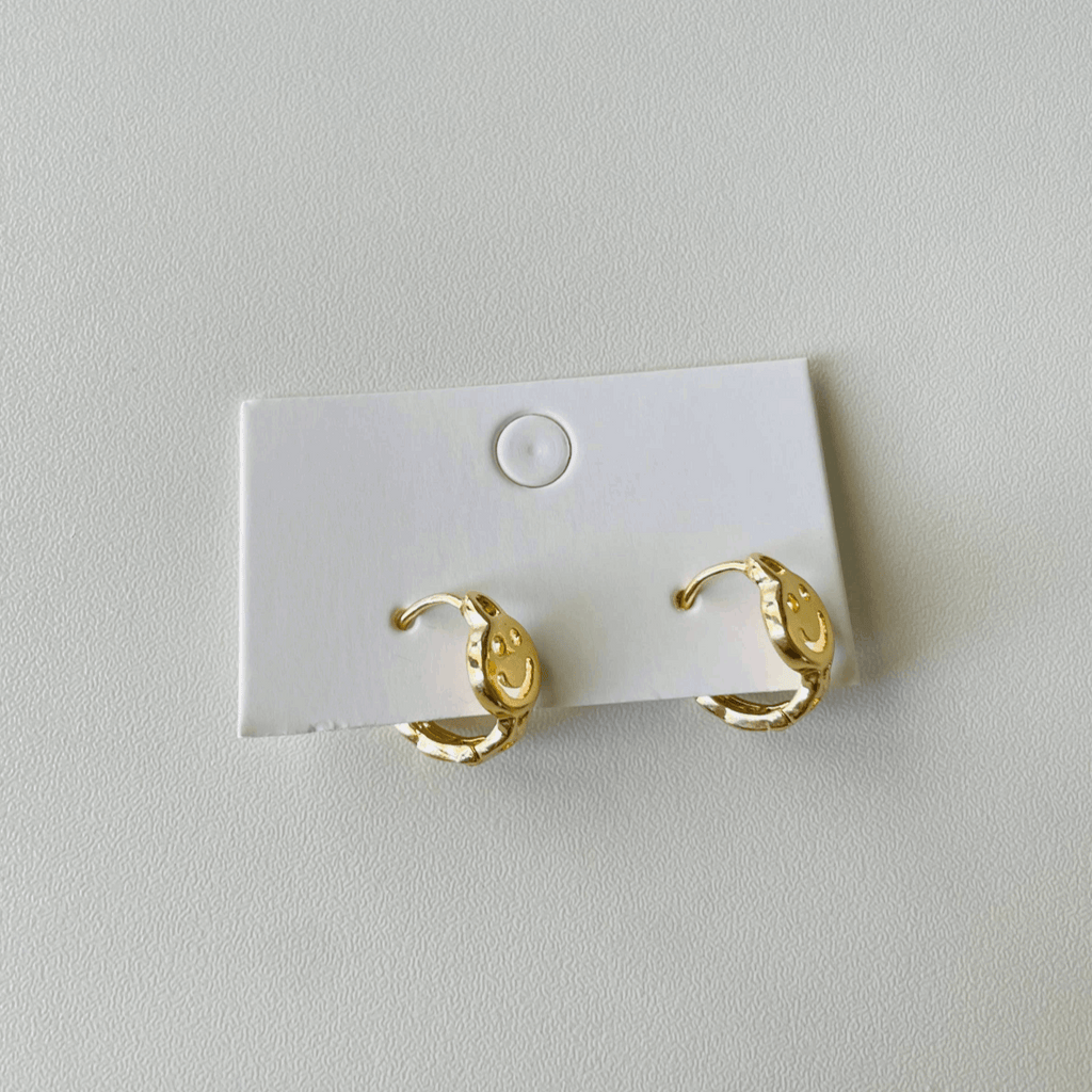 Smile, Babe! Earrings